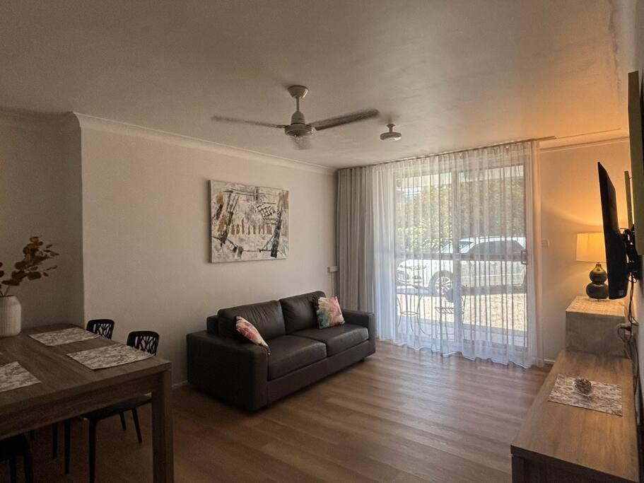 Apartment Tropical Ground-floor Retreat Cairns