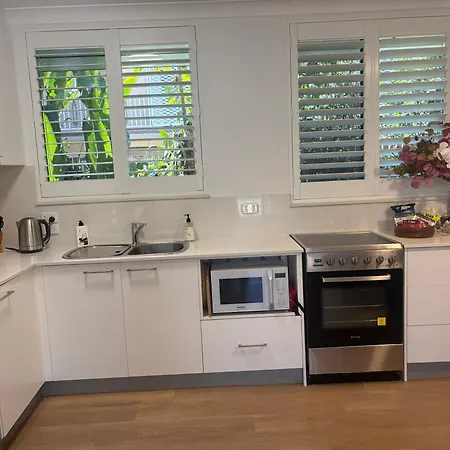 Tropical Ground-Floor Retreat Cairns Apartment Exterior photo