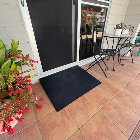 Tropical Ground-Floor Retreat Cairns Apartment Exterior photo