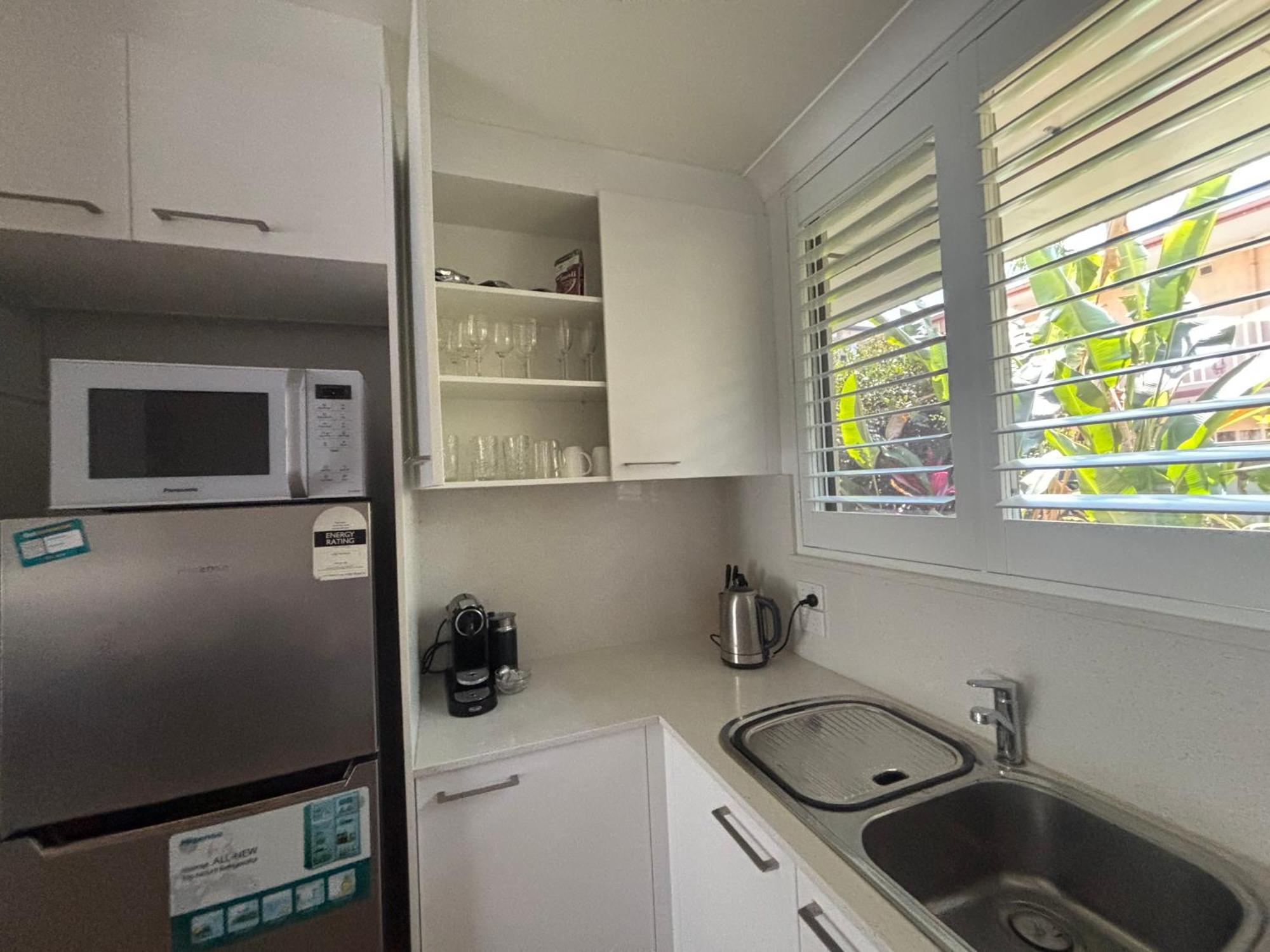 Tropical Ground-floor Retreat Apartment Cairns