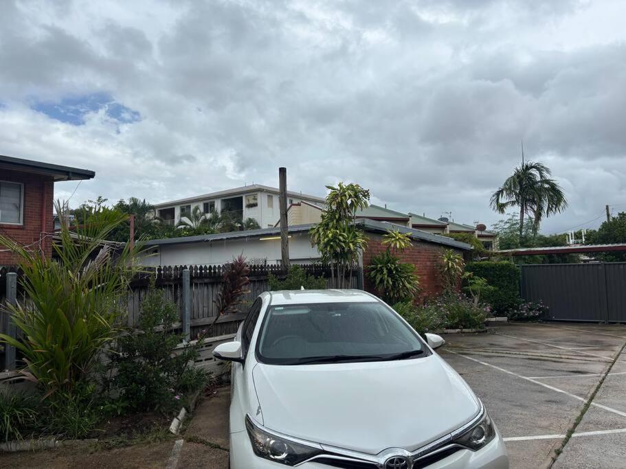 Apartment Tropical Ground-floor Retreat Cairns